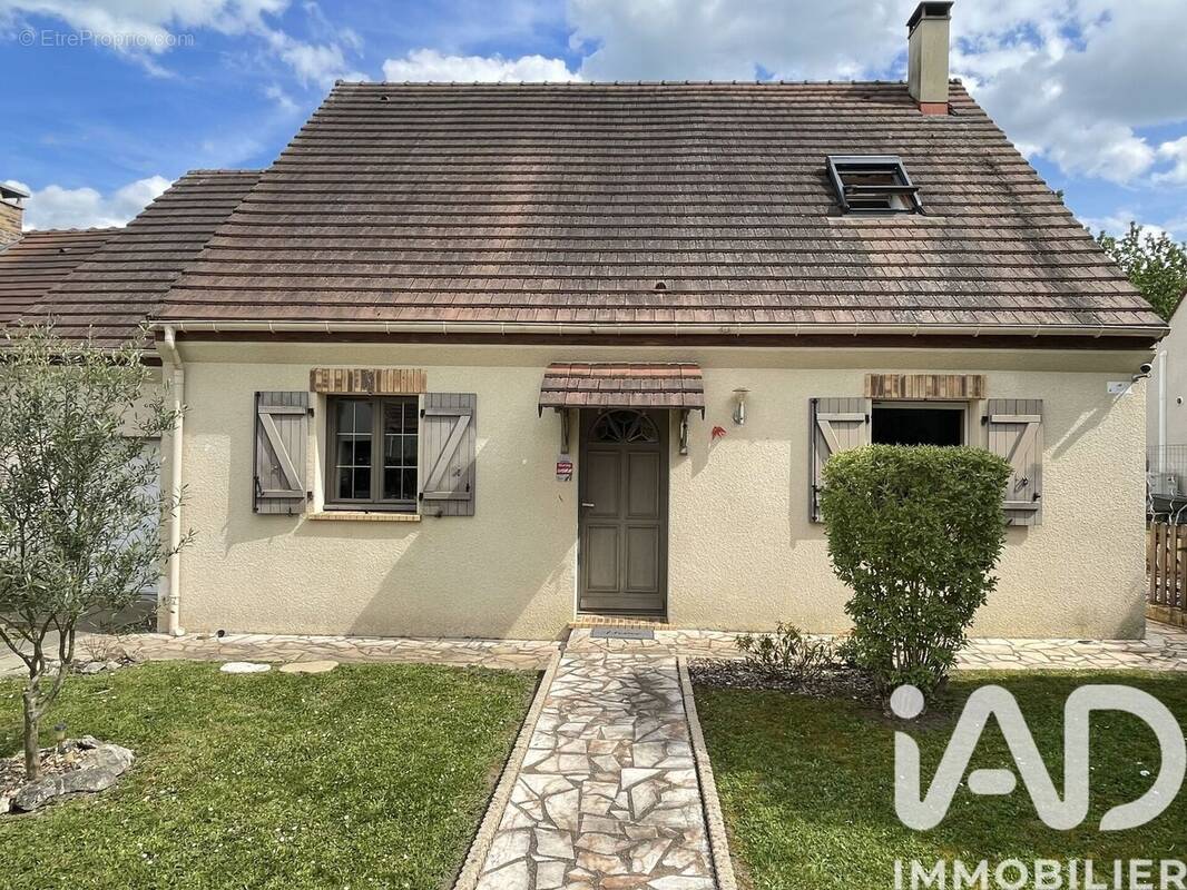 Photo 1 - Maison à VALENCE-EN-BRIE