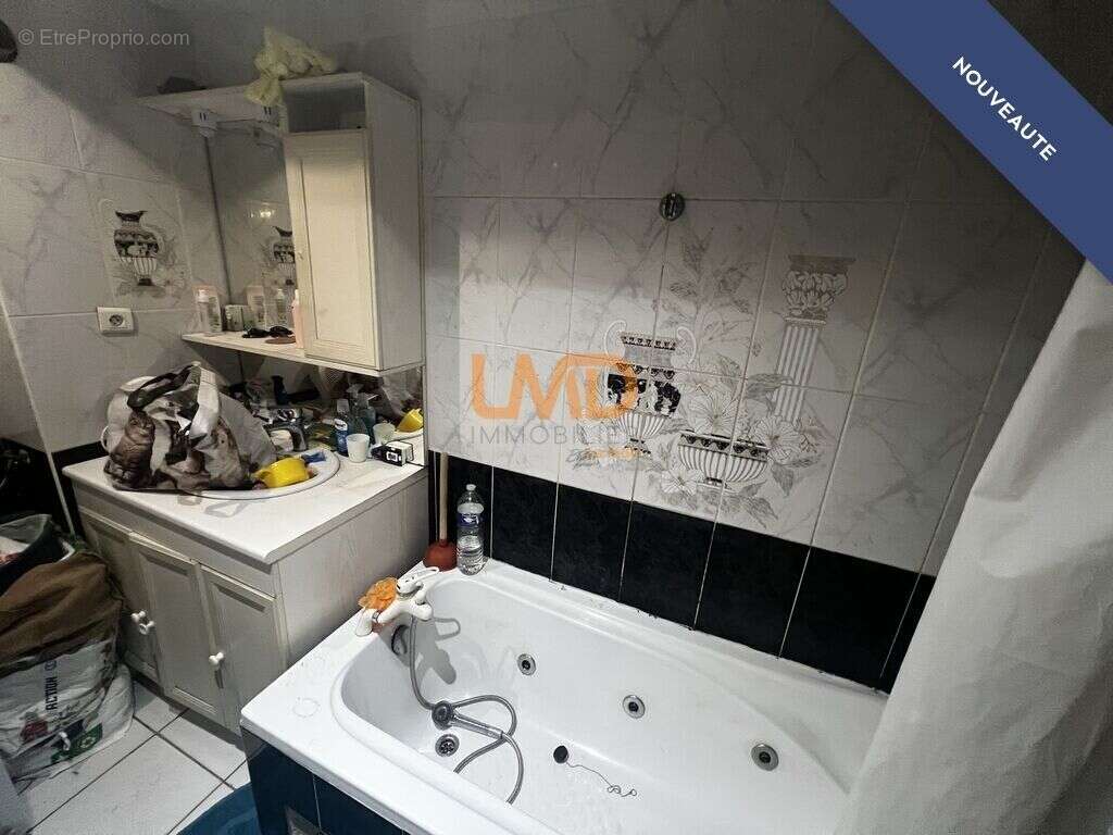 Appartement à DECAZEVILLE