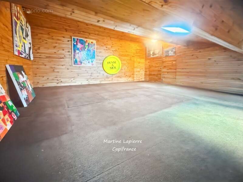 Maison à SAINT-JUST-LA-PENDUE