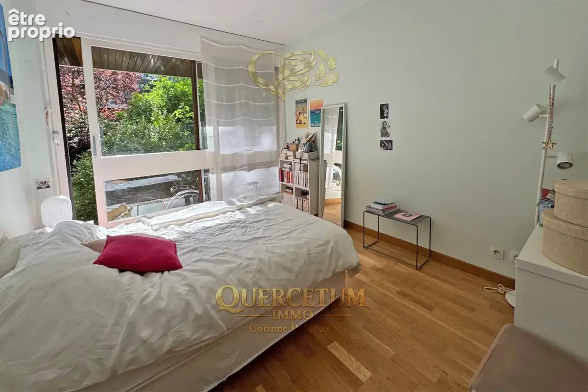 'ERABLE ENCHANTEUR' : Appartement RDJ 110 m2 - jardin 190 m2 - 3 chambres + bureau - photo 12
