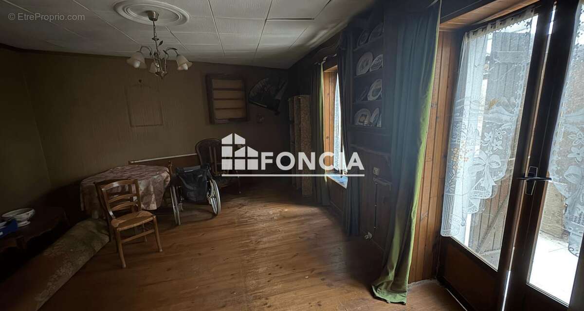 Maison à CONNERRE