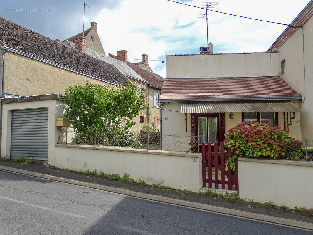 Appartement à MENNETOU-SUR-CHER