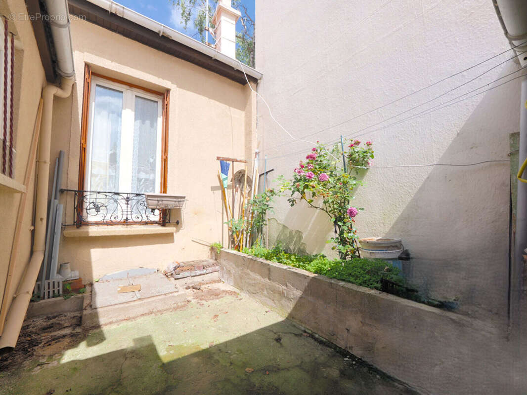 Maison à ROMAINVILLE