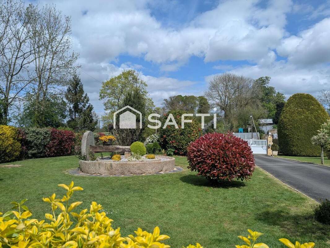 Photo 2 - Maison à SAINT-GERMAIN-DE-TALLEVENDE-LA-LANDE-VAUMONT