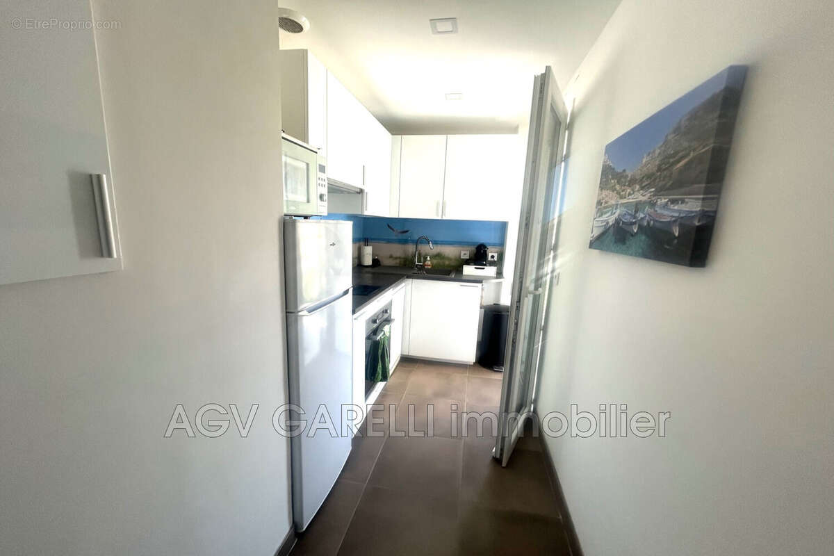 Appartement 47 m² à Hyeres  - photo 9