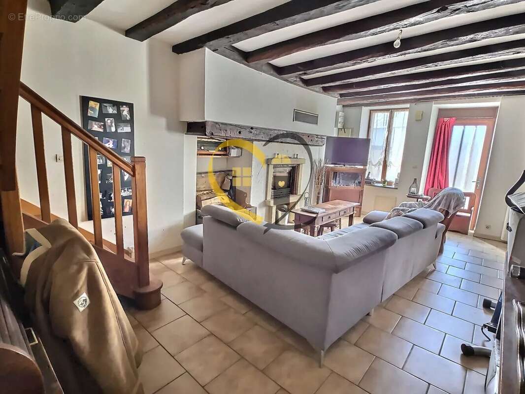 Maison à MENETOU-SALON