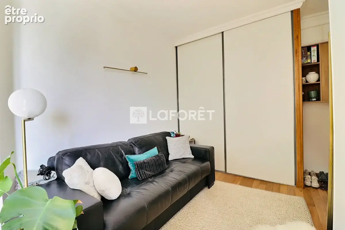 Appartement St Ouen 2 pièce(s) 34.87m2  GARIBALDI - photo 3