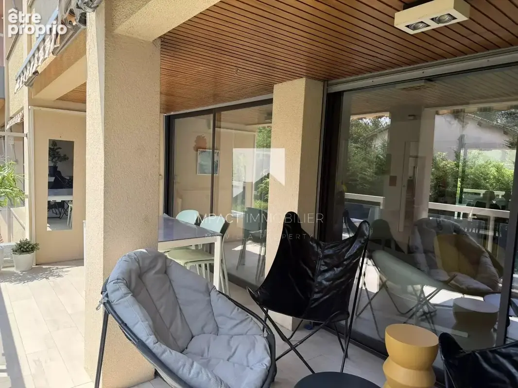 HYERES - T4 avec parking - Quartier Olbius Riquier - photo 15