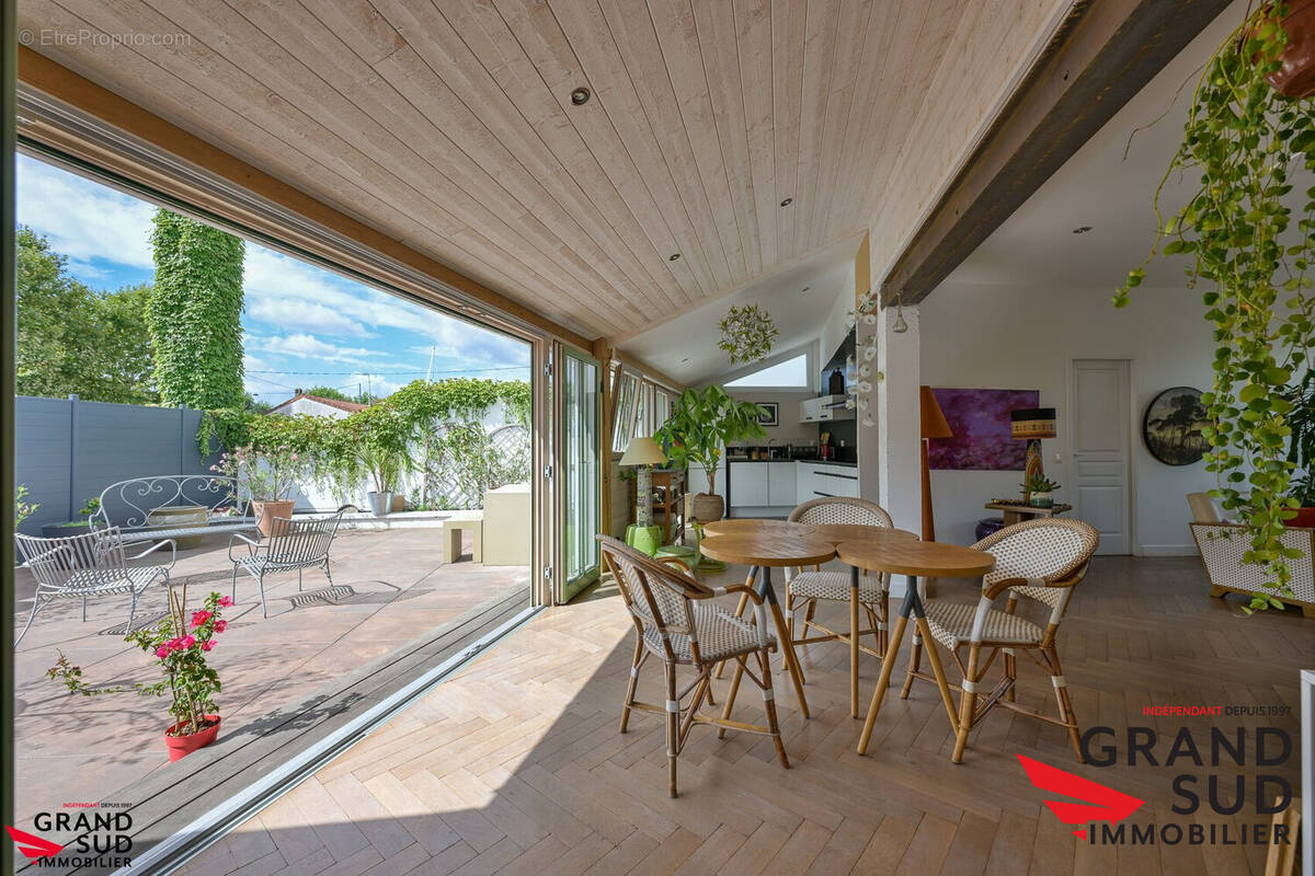 Maison à BORDEAUX