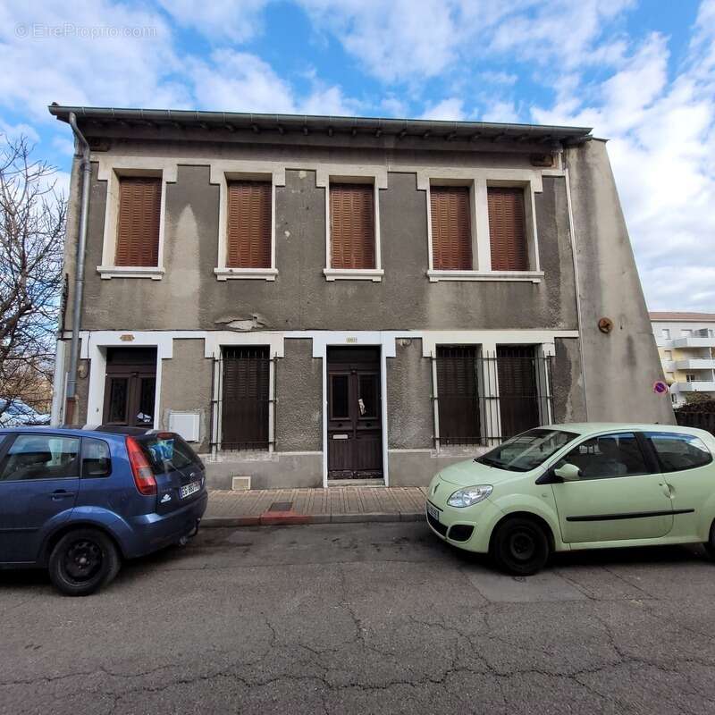 Dpt Gard (30), à vendre ALES immeuble de rapport 175m2 environ à rénover + terrain 300m² environ - photo 2