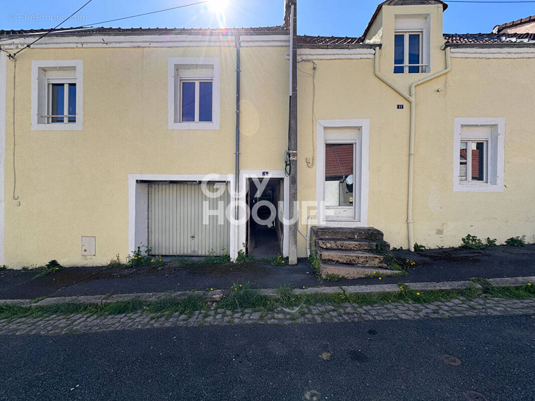 Maison à LE CREUSOT