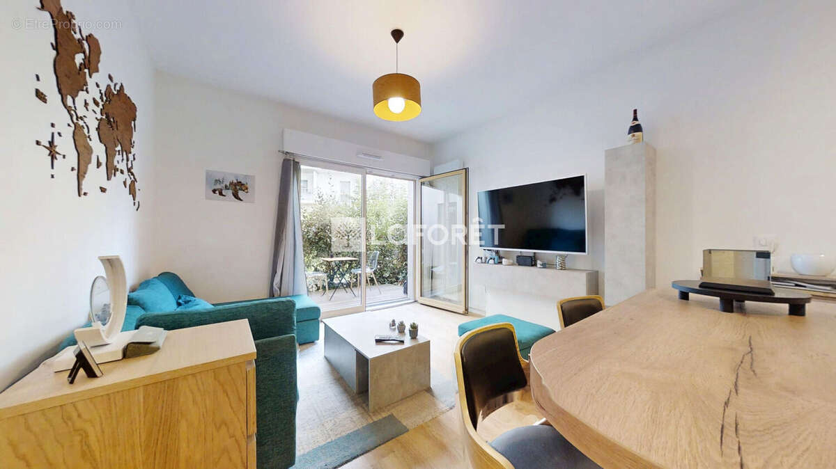 Appartement à VELIZY-VILLACOUBLAY