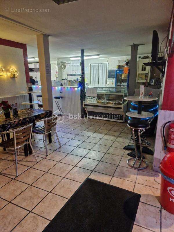 Commerce à MONTESCOT