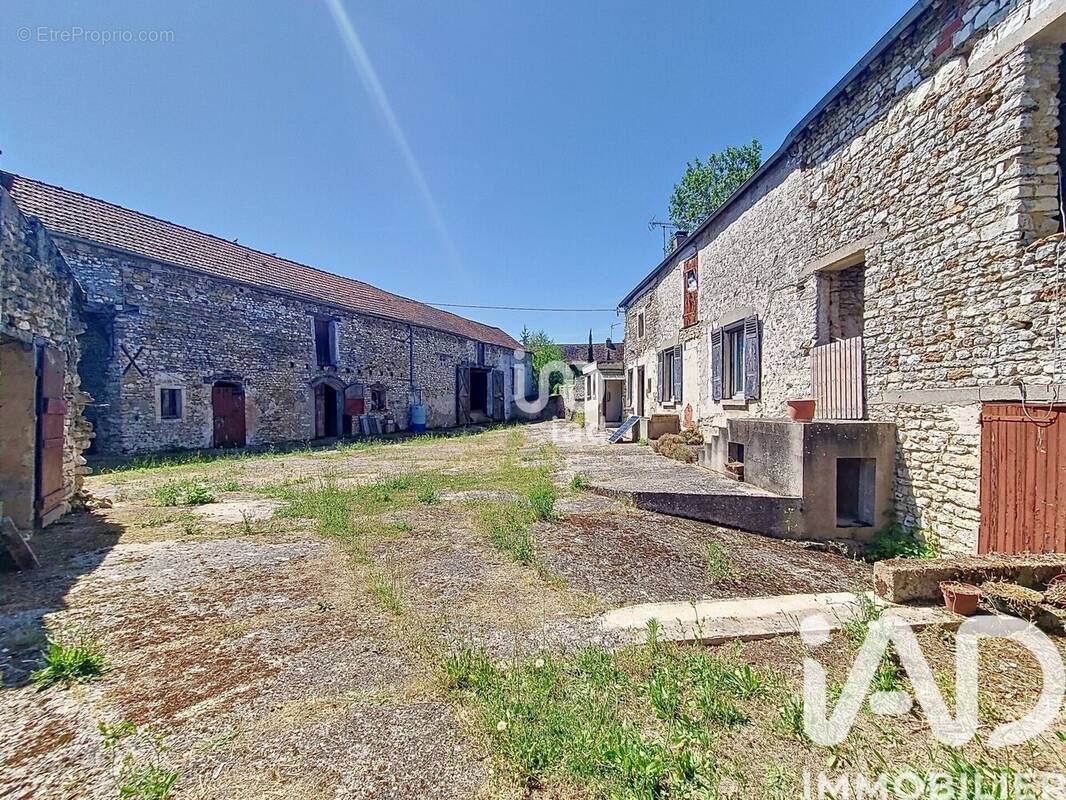 Photo 1 - Maison à GUERVILLE