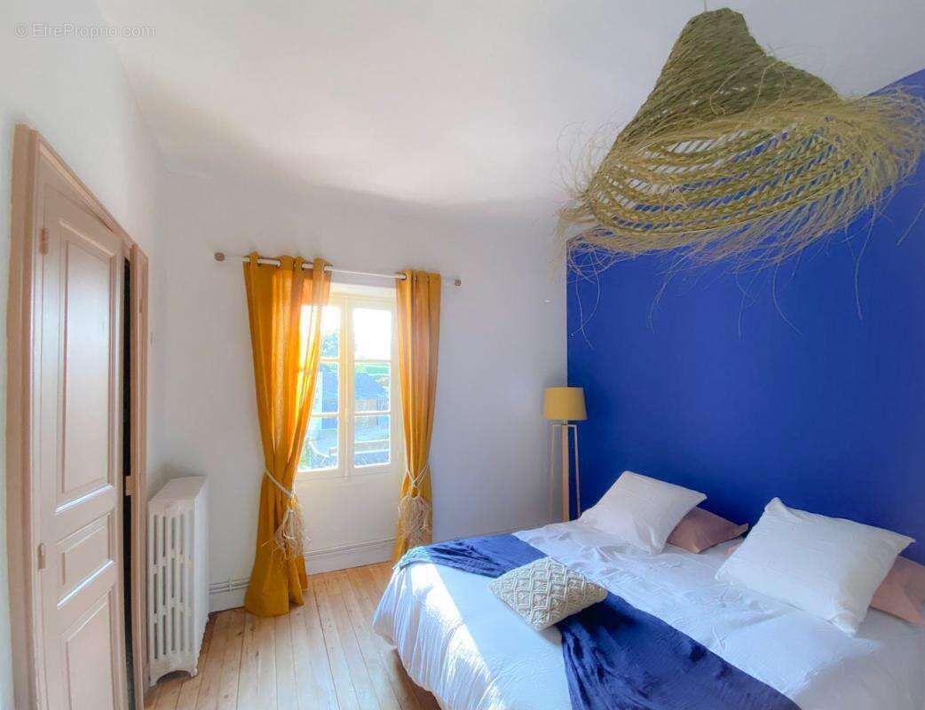 Maison à NEUILLE-PONT-PIERRE