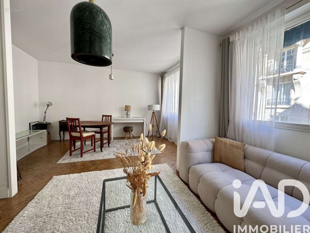 Photo 5 - Appartement à PARIS-16E
