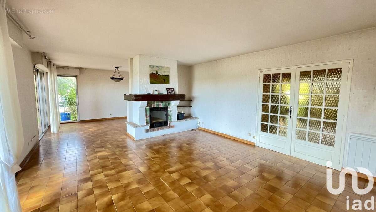 Photo 2 - Maison à LA LONDE-LES-MAURES