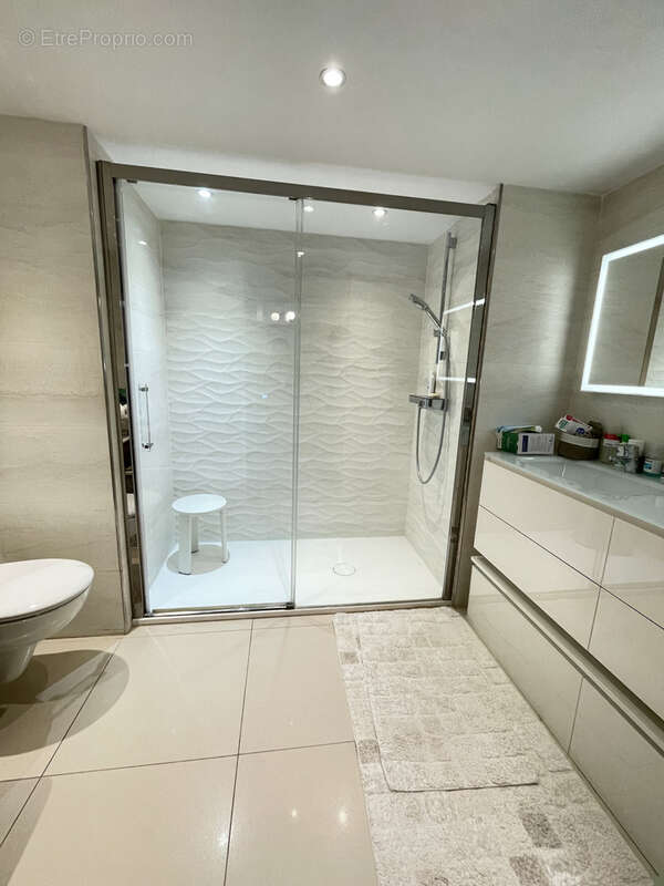 Autre à SAINT-RAPHAEL