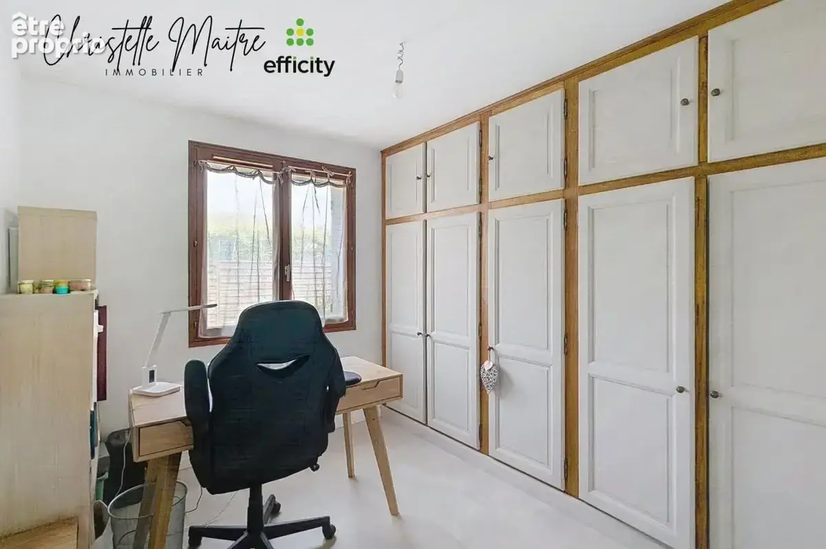 Maison 6 pièces 140 m² à vendre à Mouries (13890) - photo 11