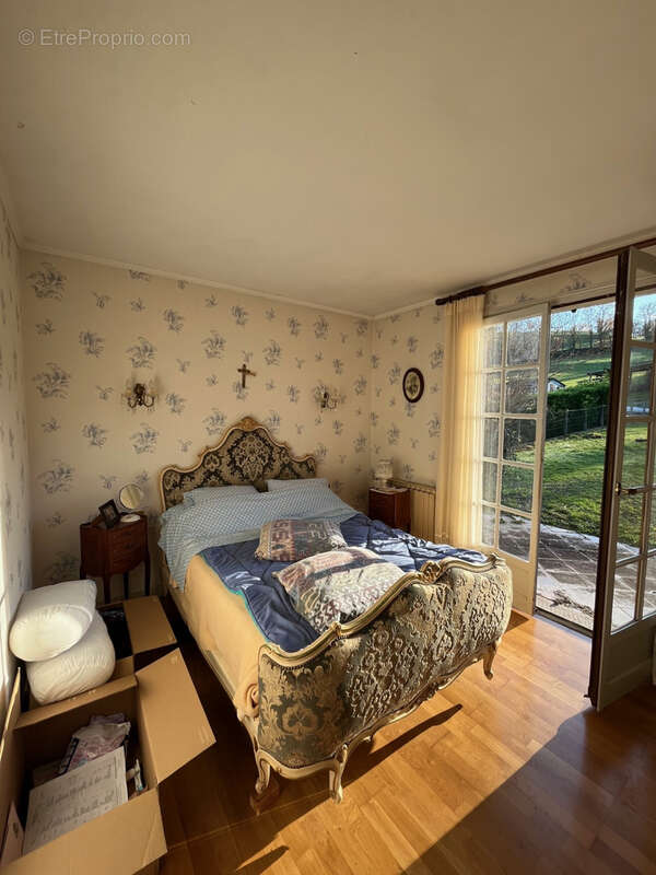 Maison à SAINT-AULAIRE