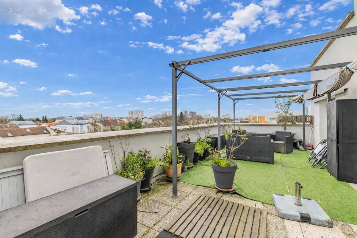 Appartement à STAINS