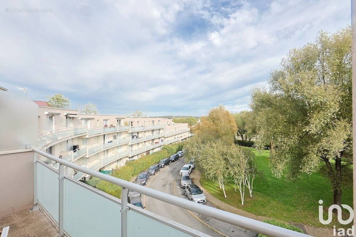Photo 1 - Appartement à SAINT-THIBAULT-DES-VIGNES