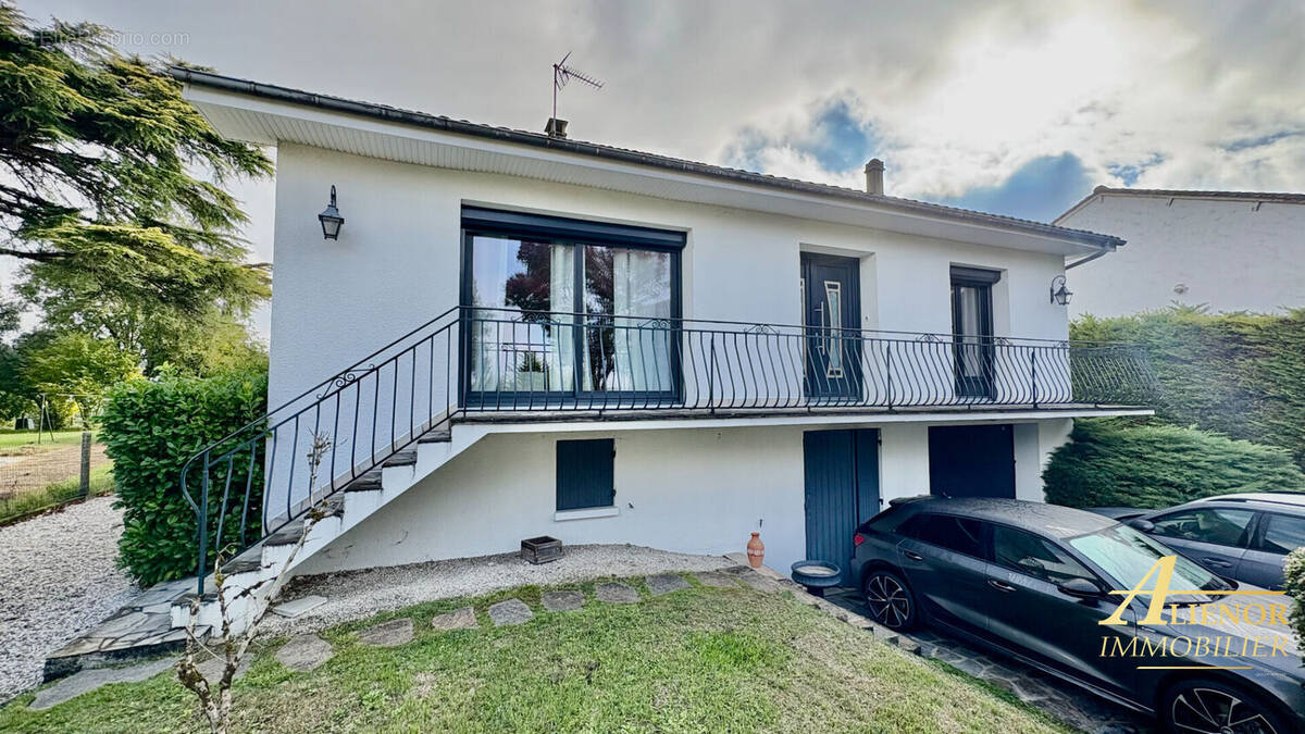 Maison à COULOUNIEIX-CHAMIERS