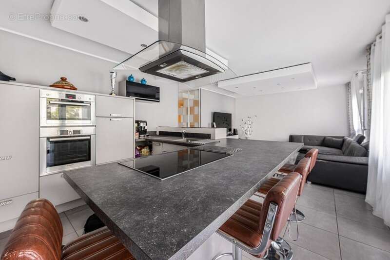 Appartement à VENISSIEUX