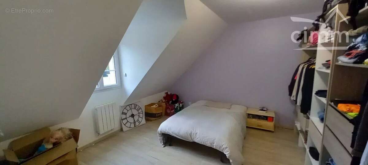 Maison à CANDE-SUR-BEUVRON