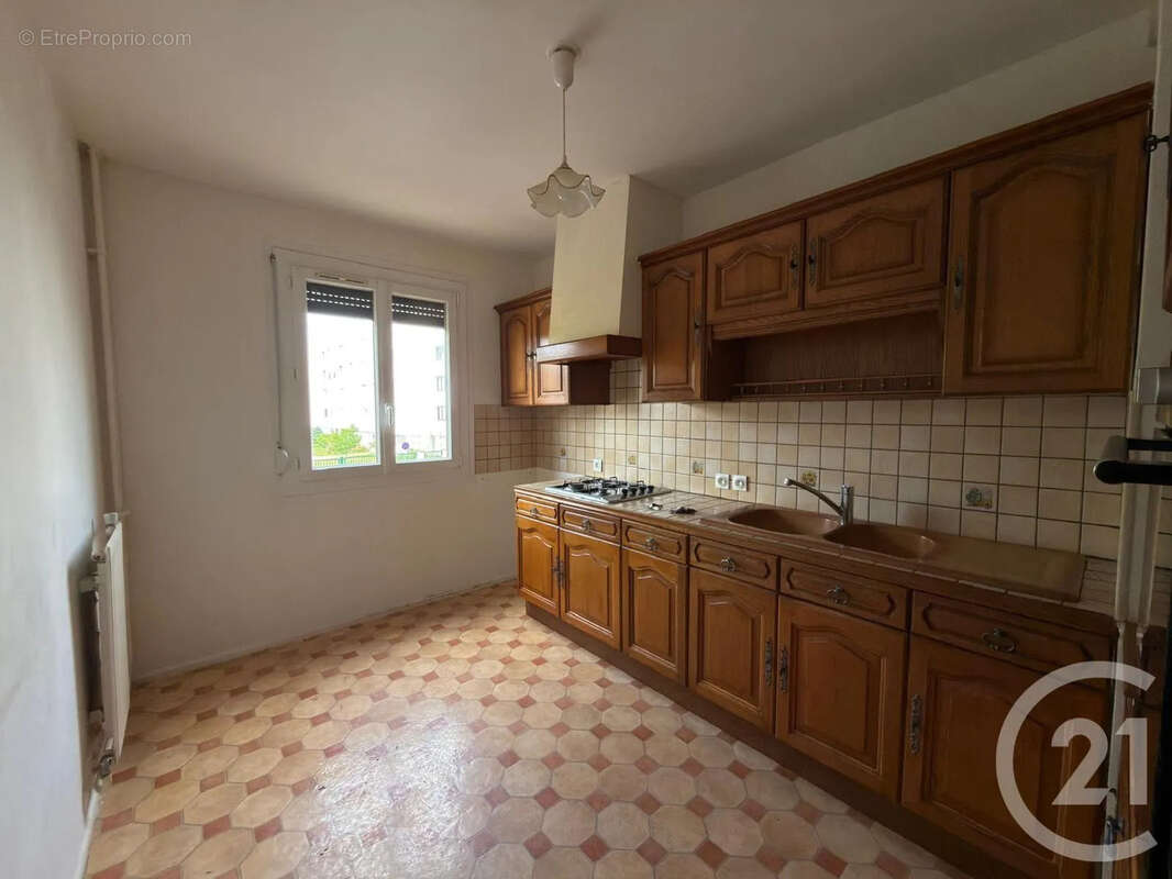Appartement à SENS