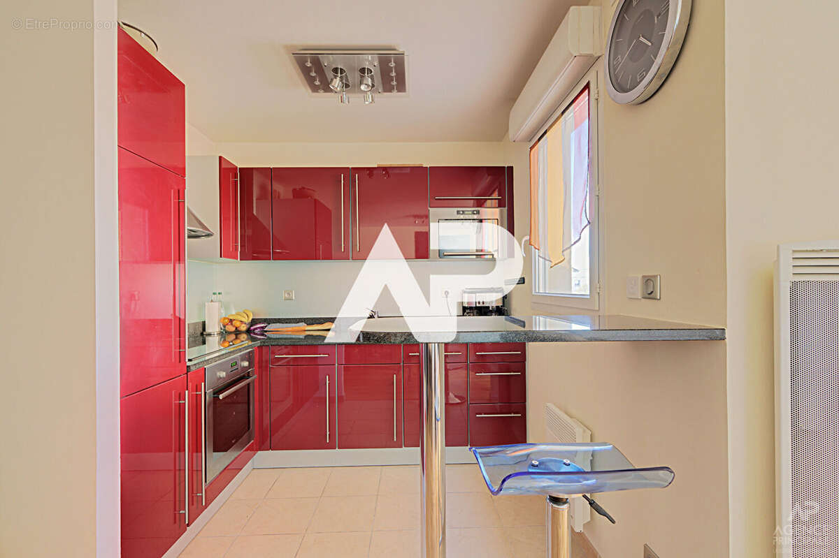 Appartement Rueil Malmaison 2 pièce(s) 59.82 m² - photo 3