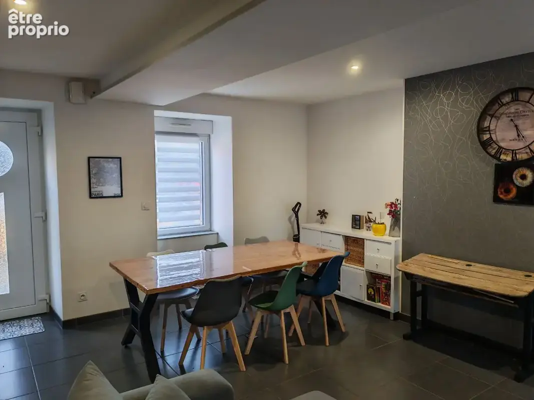 Maison rénovée 85 m2 - 3 chambres à Aron - photo 3