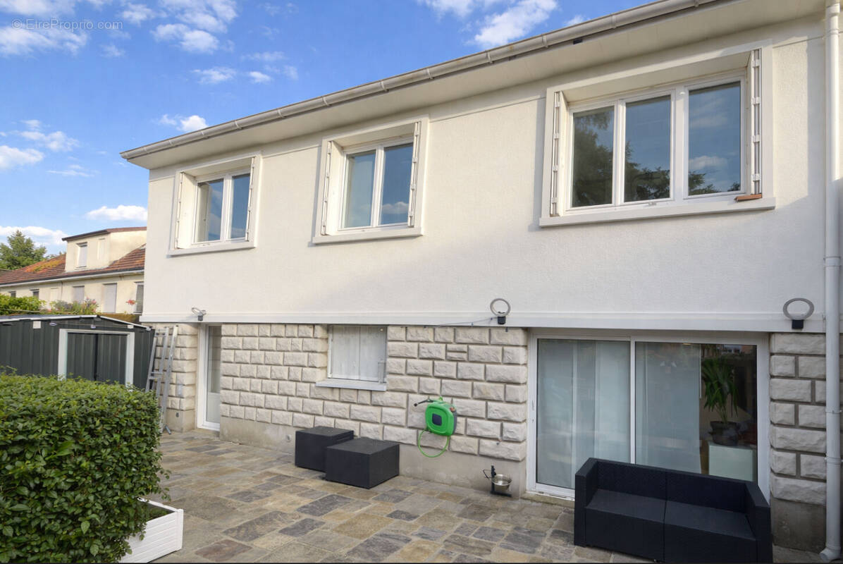 Maison à PONTAULT-COMBAULT