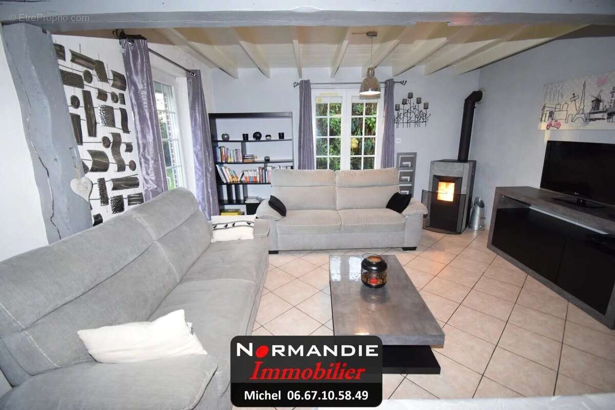 Maison à FRESQUIENNES