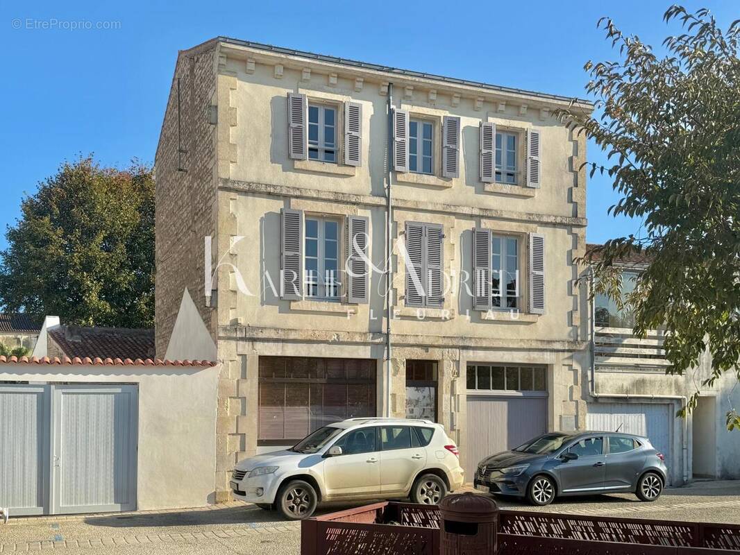 Photo 1 - Maison à FONTENAY-LE-COMTE