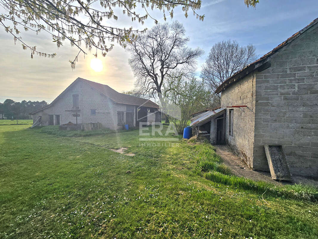 Maison à MONTPON-MENESTEROL