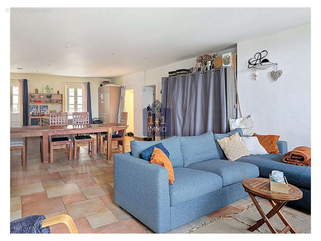 Appartement à SEILLANS