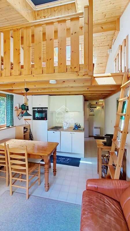 Appartement à CHATEL