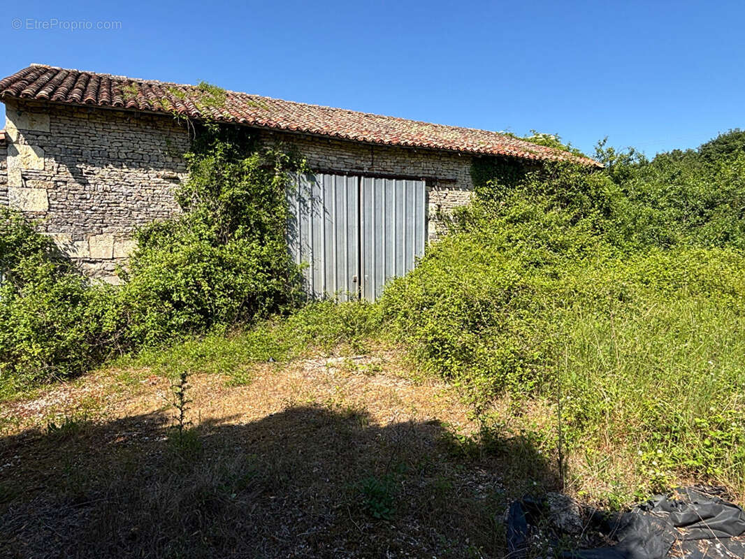 Maison à LINAZAY