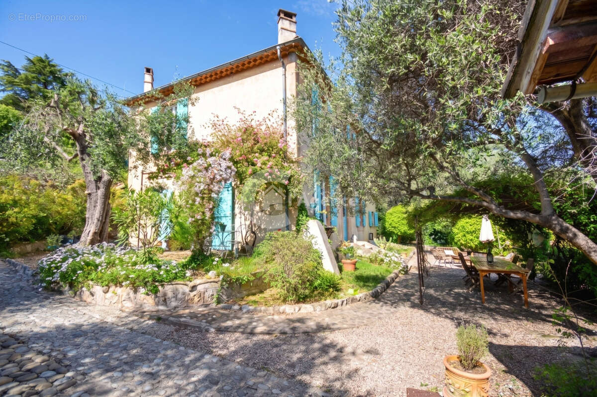 Maison à GRASSE