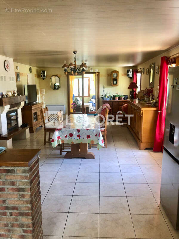 Maison à SAINT-GERY