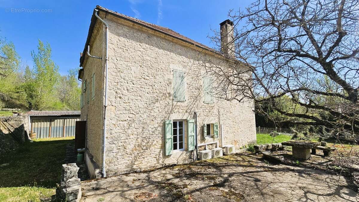 Maison de charme spacieuse dans village médiéval Caylus - photo 15