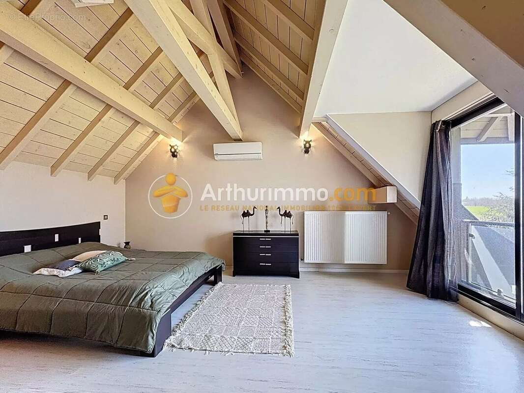 Maison à BOURGOIN-JALLIEU