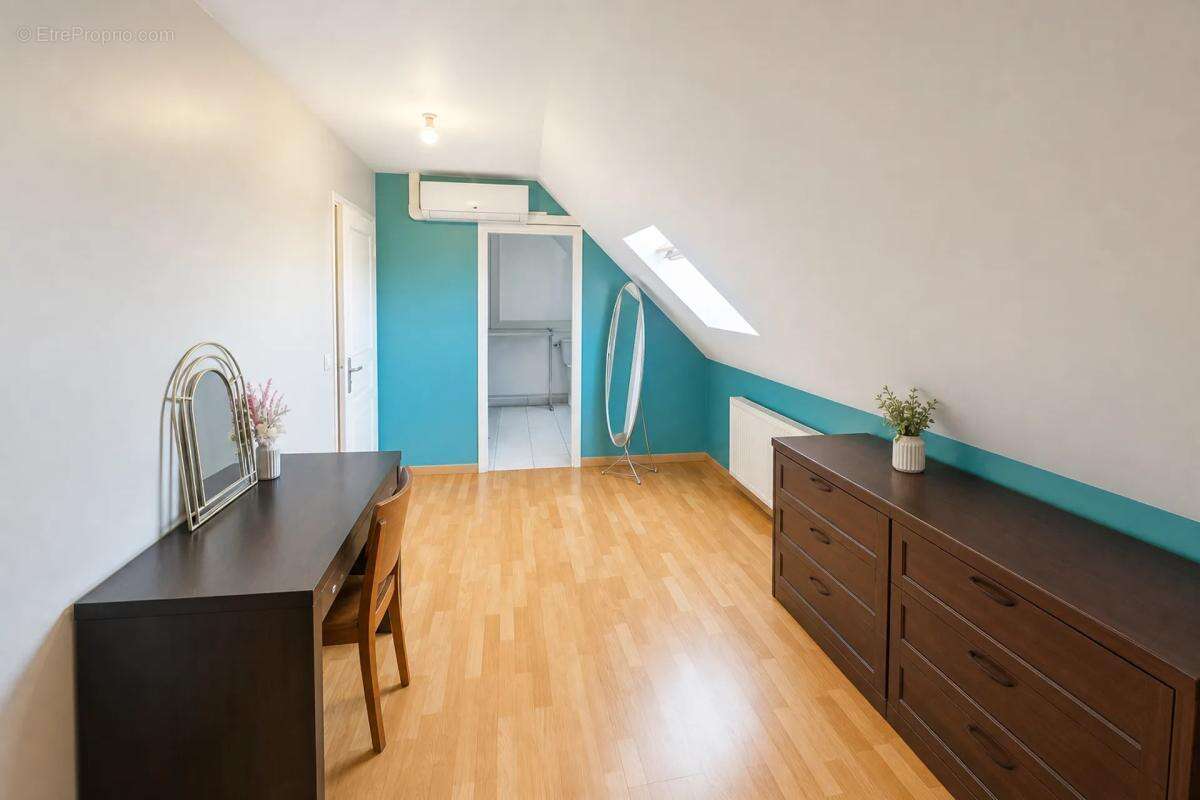 Spacieuse maison de 8 pièces à Nogent-sur-Oise - photo 6