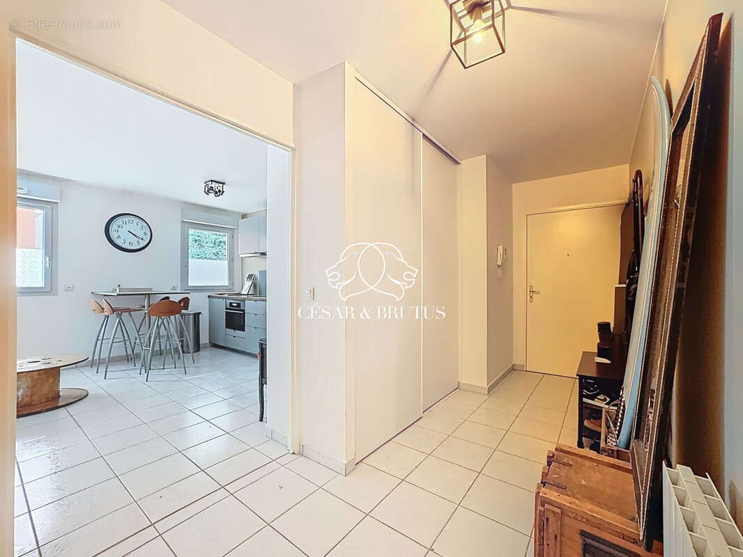 Appartement à LYON-9E