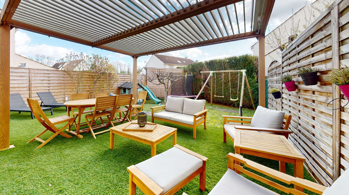 Maison à PONTAULT-COMBAULT