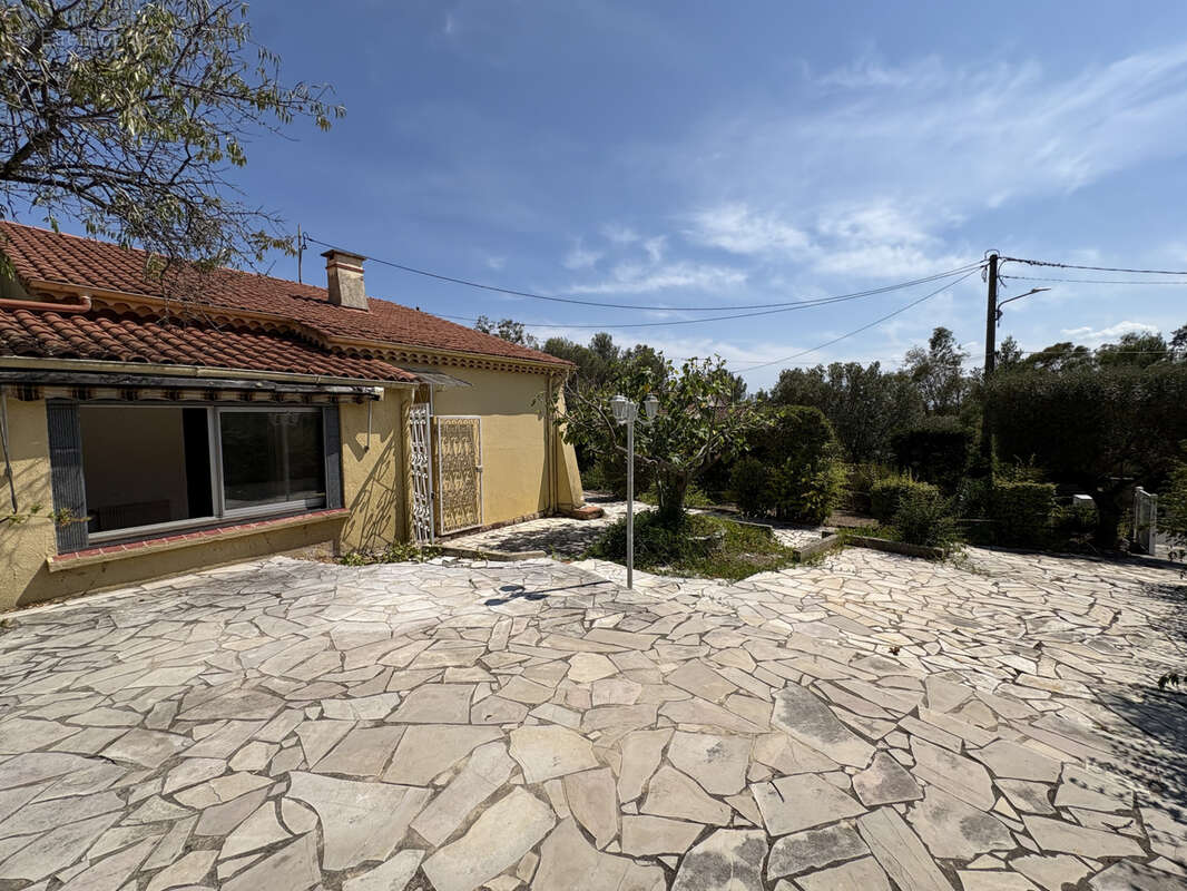 Maison à SAINT-RAPHAEL