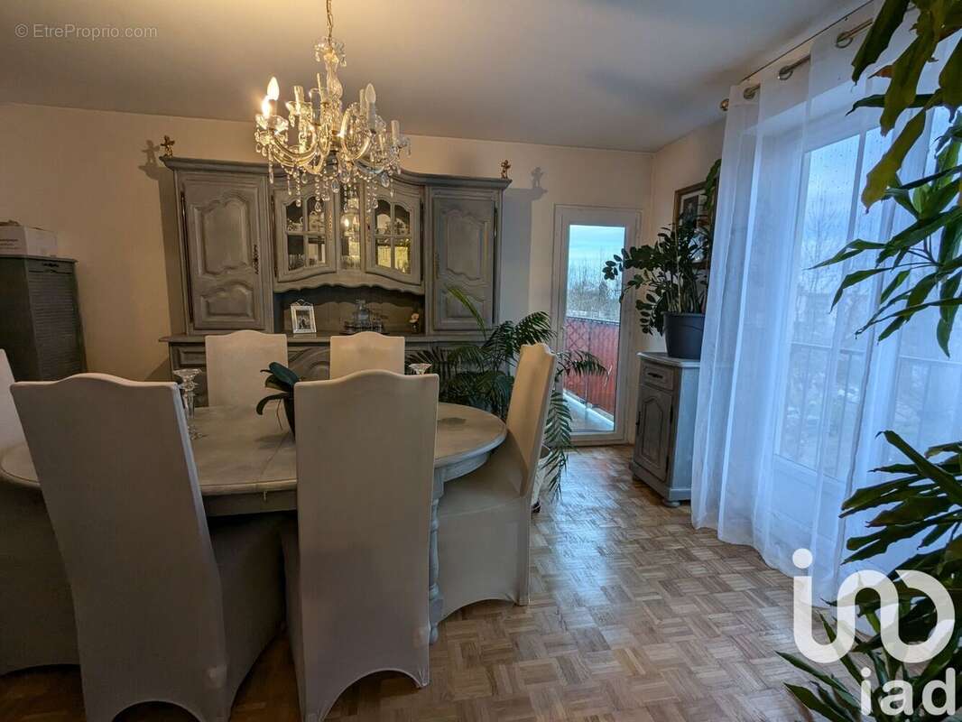 Photo 2 - Appartement à AUXERRE