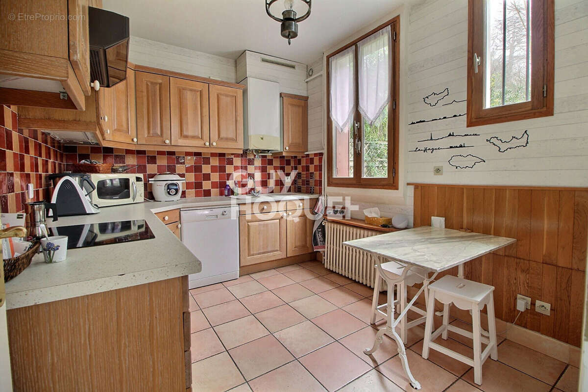 Maison à VIROFLAY