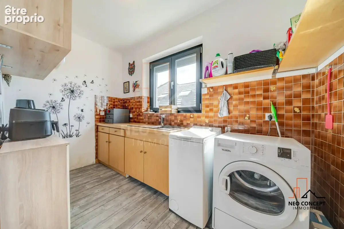 * SESSENHEIM - Maison rénovée en 2021 de 116 m² située en seconde ligne, avec un terrain idylique ! * - photo 13